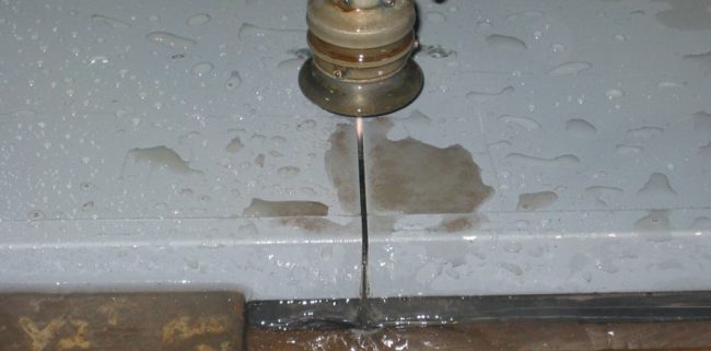 2020-05_Ultra-high-pressure-water-cutting Ultra High Pressure Water Cutting